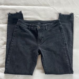 Calzedonia black jeans w/ frayed hem